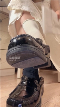 【第一视角】【咬猫】上课表白女同学反被调教    250907-29