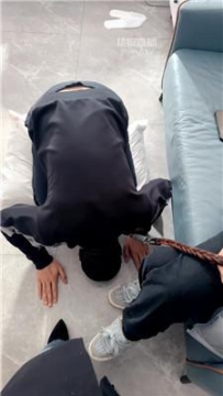 【调教视频】【戚戚】双S-学生主踩踏虐乳 JS251228-15