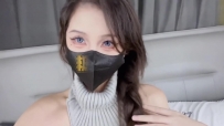 大奶妹灰丝挖洞套J足交吐奶