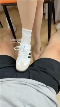 【调教视频】【职业摄影师】开发足模玩虐我 JS250630-26