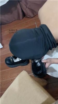 【调教视频】【小凤梨】跪舔纹身小妹的玉足【完整版】 JS250117-20