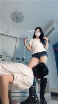 【调教视频】【甜恬】长靴美腿碾压踩虐 JS250926-19