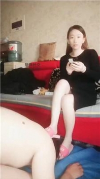 【调教视频】【诺主】拖鞋玉足碾压踩踏 JS250120-33
